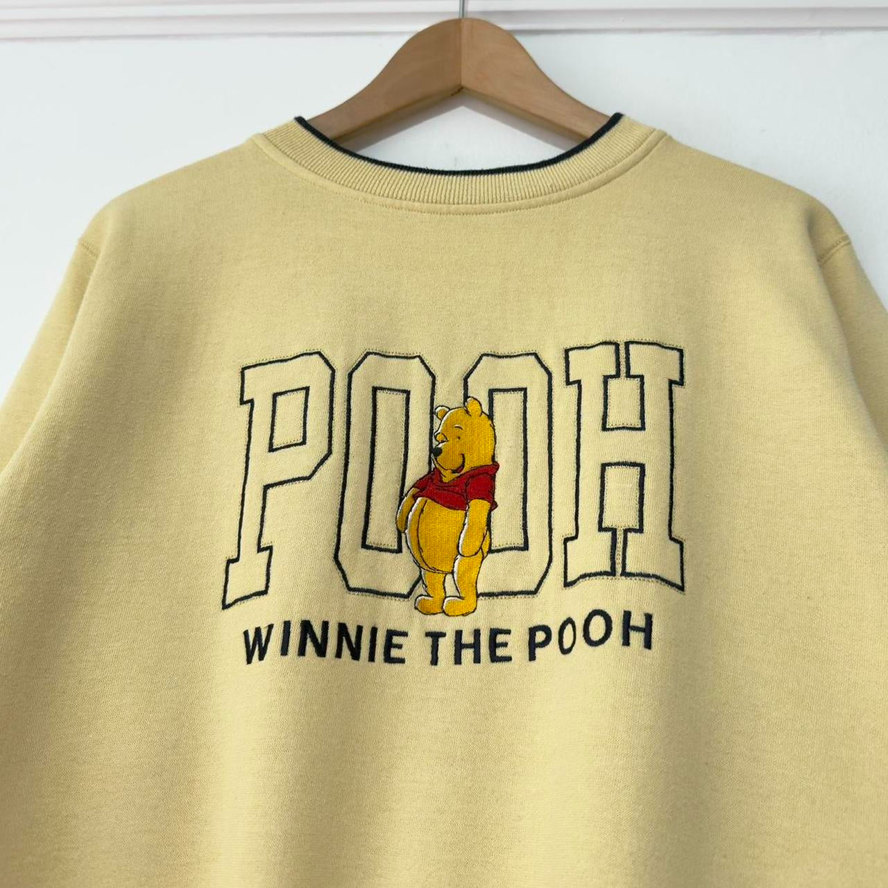 Vintage Winnie the Pooh Spell Out 90s Sweatshirt (S)