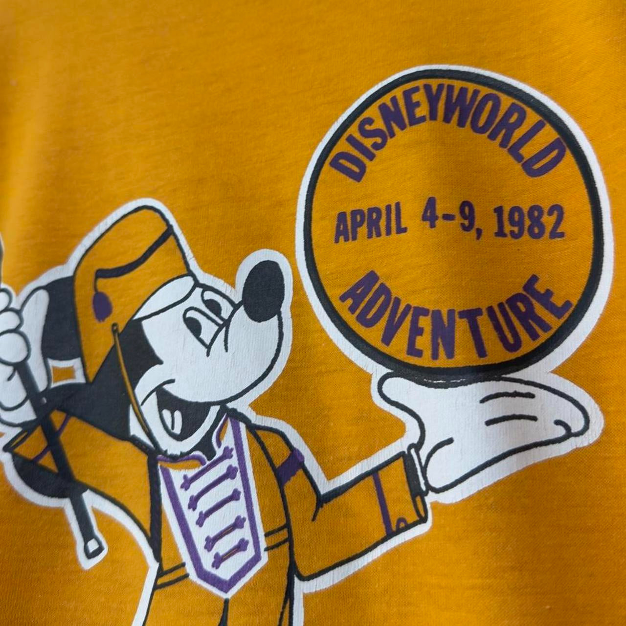 Vintage Disney World Band 1982 T Shirt (S)