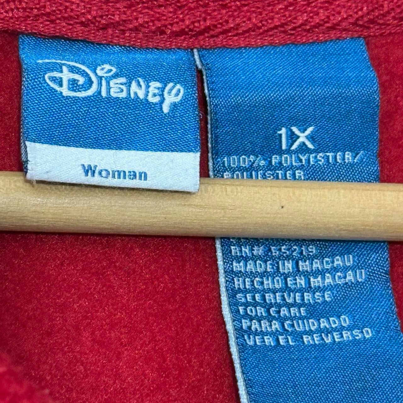 Mickey Mouse Spell Out 00s Fleece (Woman's L/XL)