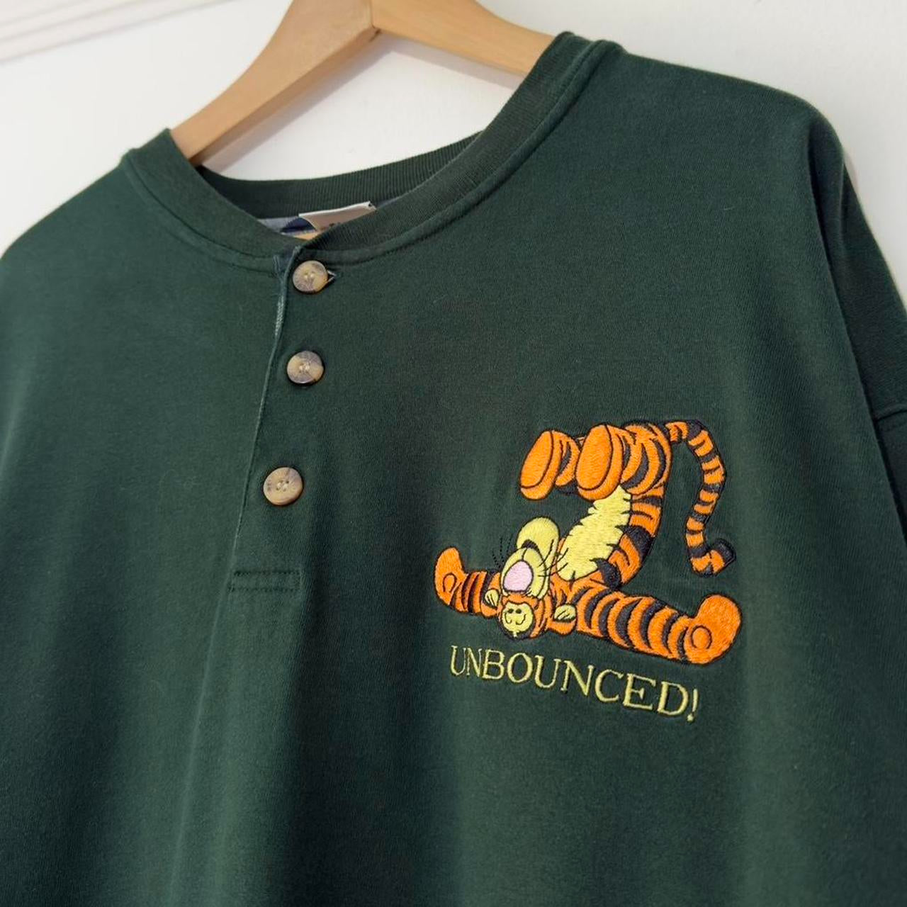 Vintage Tigger Unbounced 90s Henley Long Sleeve (XXL)