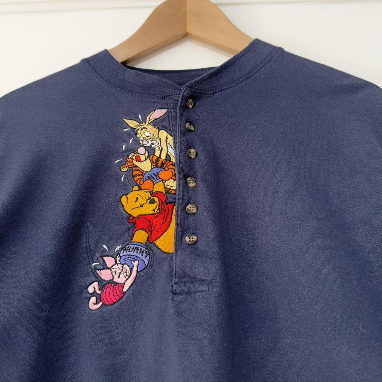 Vintage Pooh and Friends Embroidered 90s Henley Shirt (M)