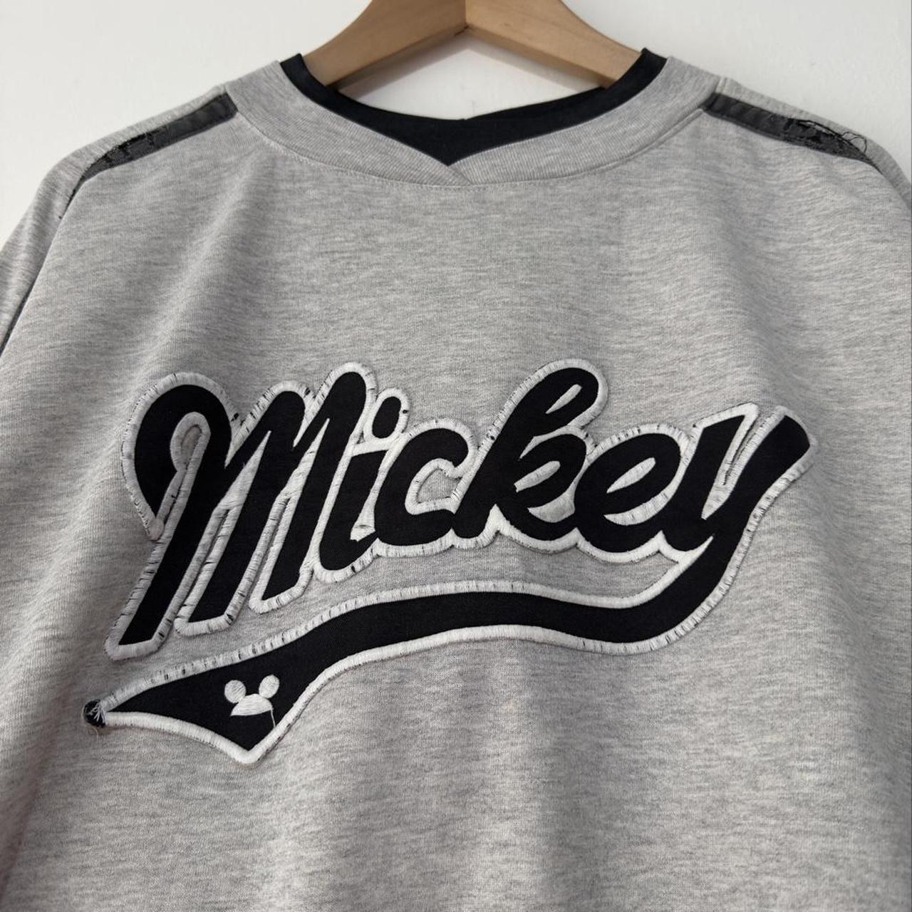 Vintage Mickey Distressed 90s Sweatshirt (Boxy L/XL)