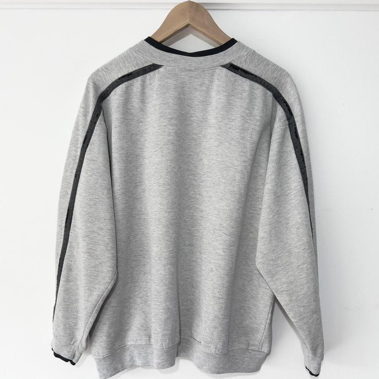 Vintage Mickey Distressed 90s Sweatshirt (Boxy L/XL)