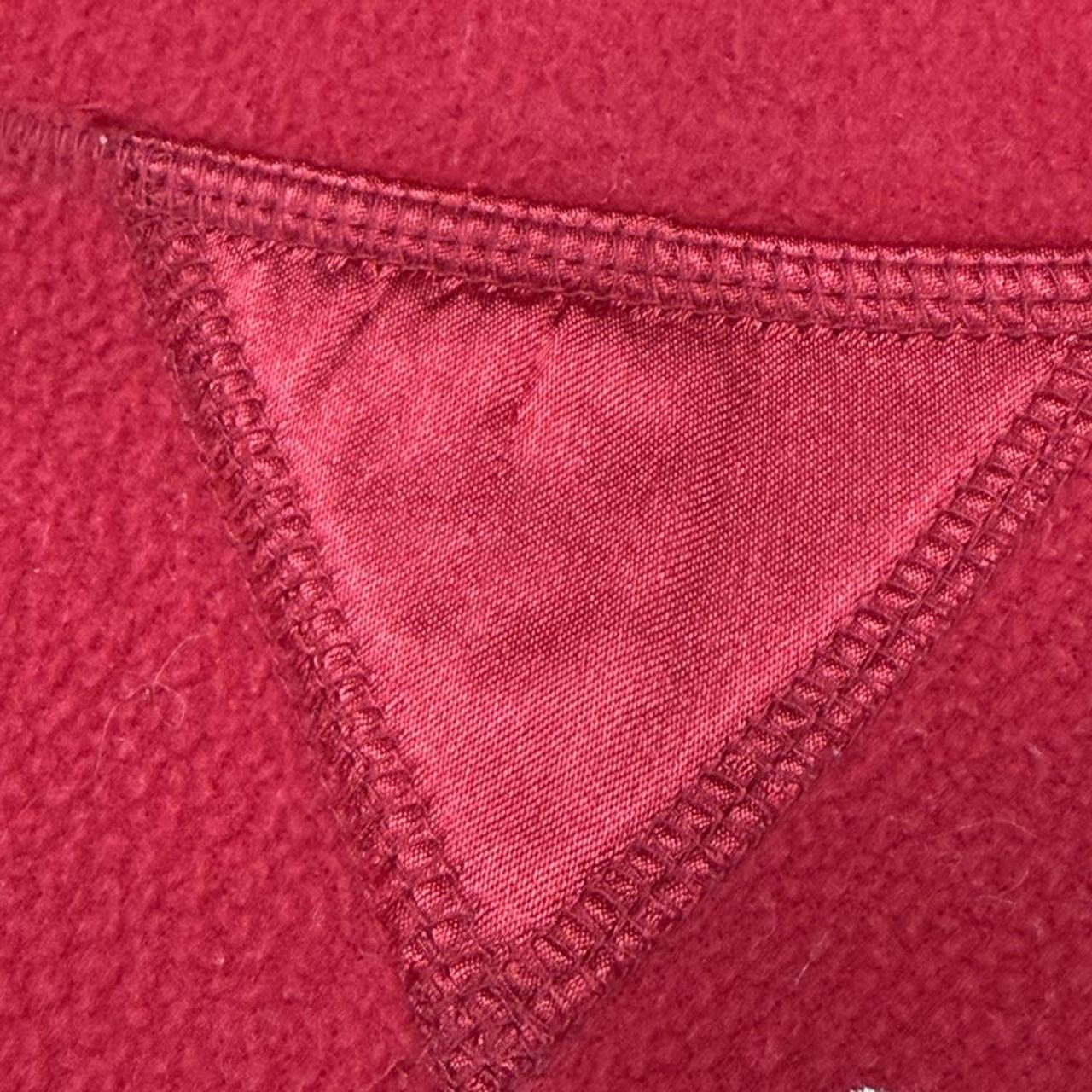 Vintage Winnie the Pooh Snowflakes 00s Sweatshirt (L)