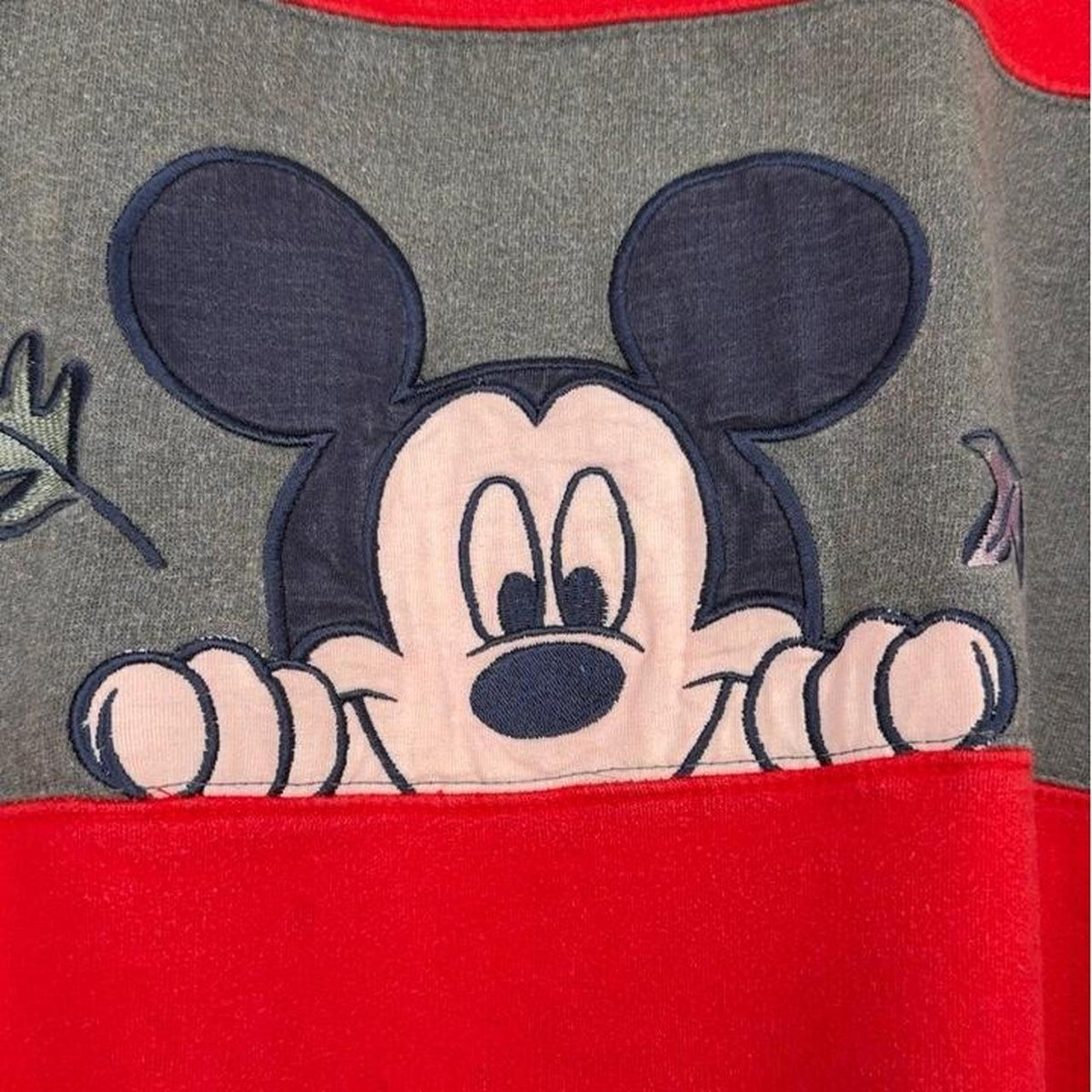 Vintage 00s Mickey Peek Leaves Red Sweatshirt (S)