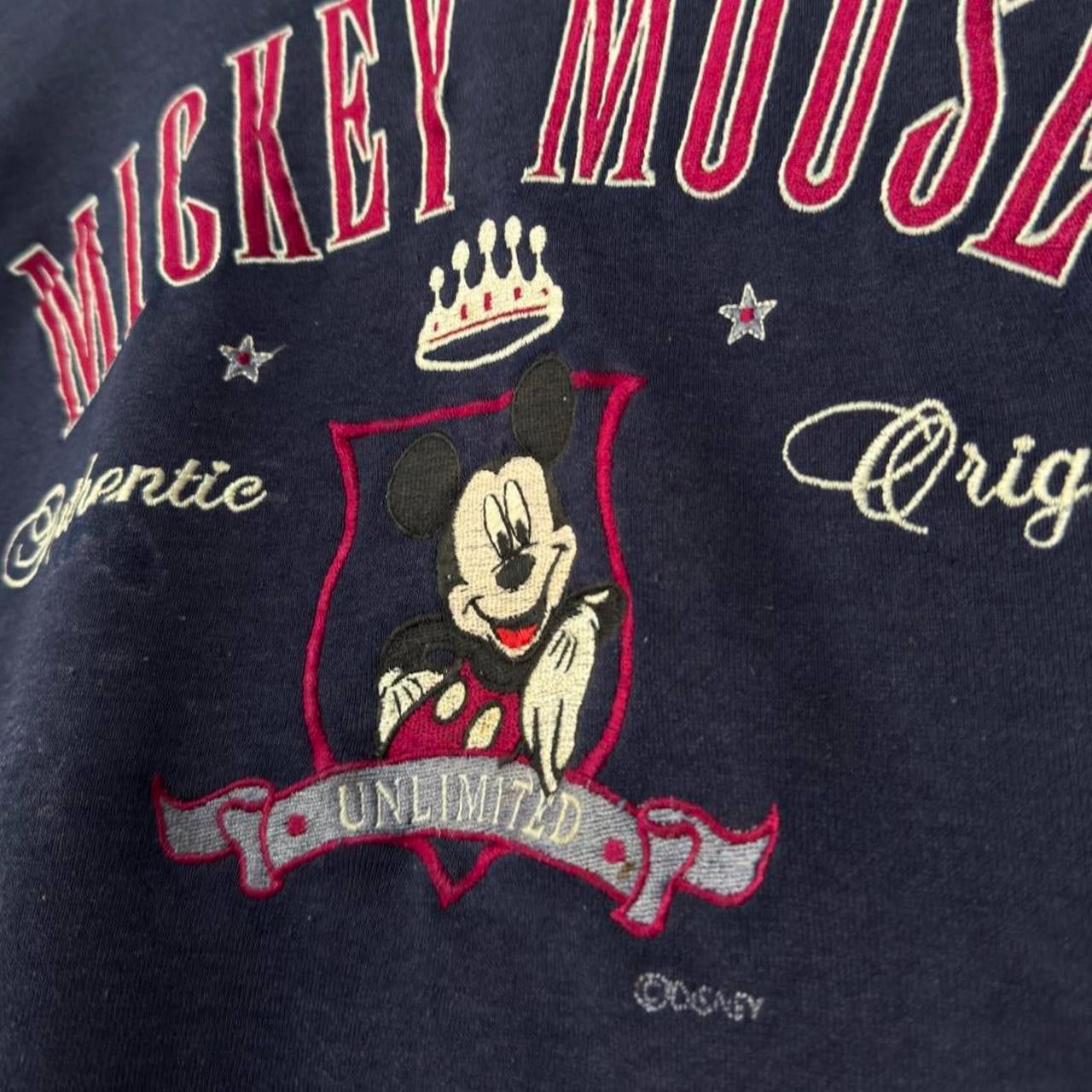 Vintage Mickey Mouse Embroidered Distressed 90s Sweatshirt (L)