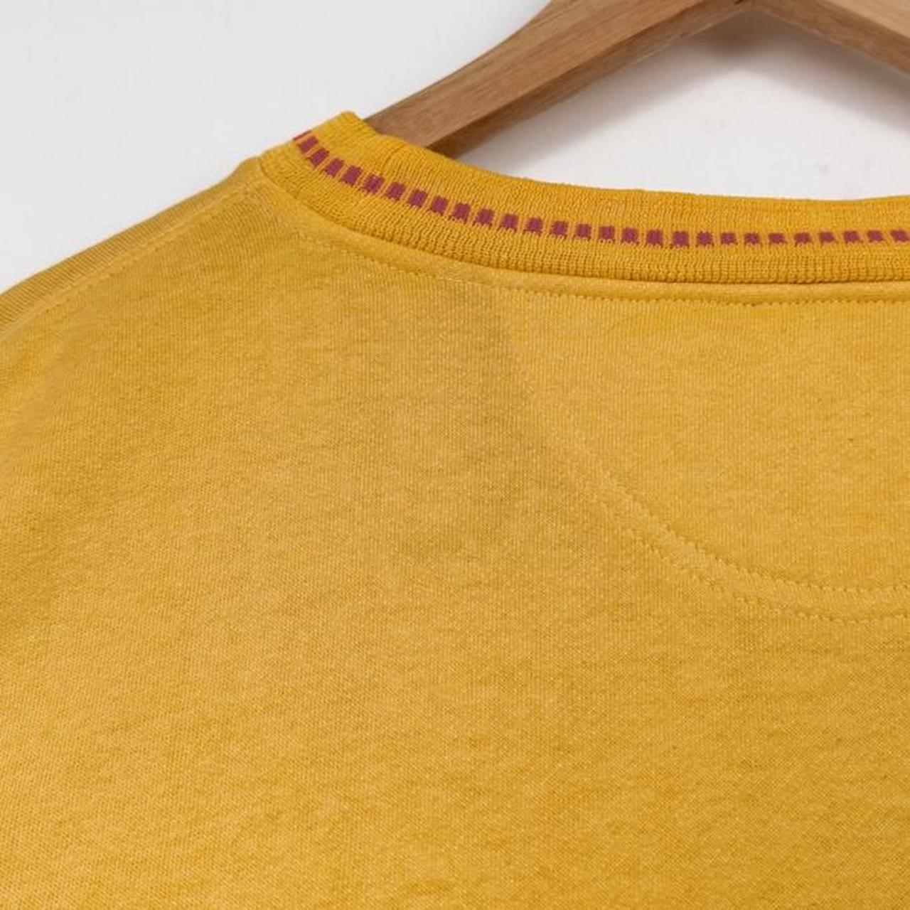 Vintage 90s Pooh Foolin' Bees Isn't Easy Orange Yellow Sweatshirt (L)