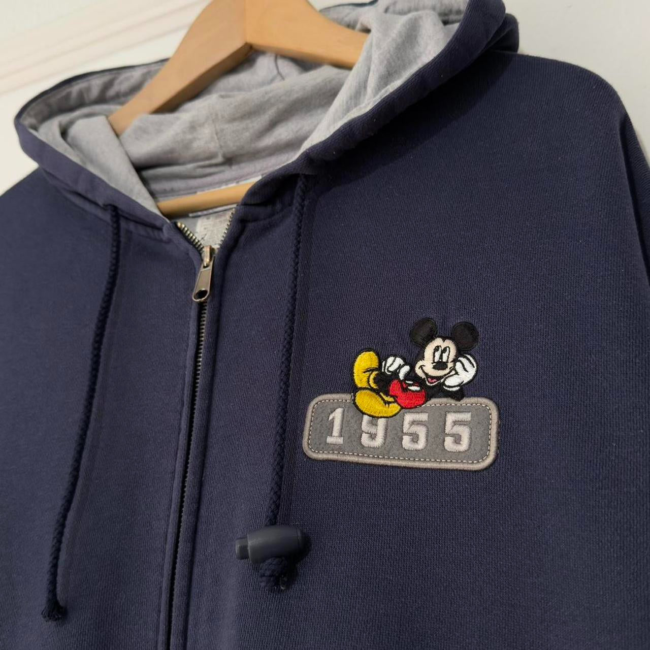 Disneyland Embroidered 00s Hoodie (L)