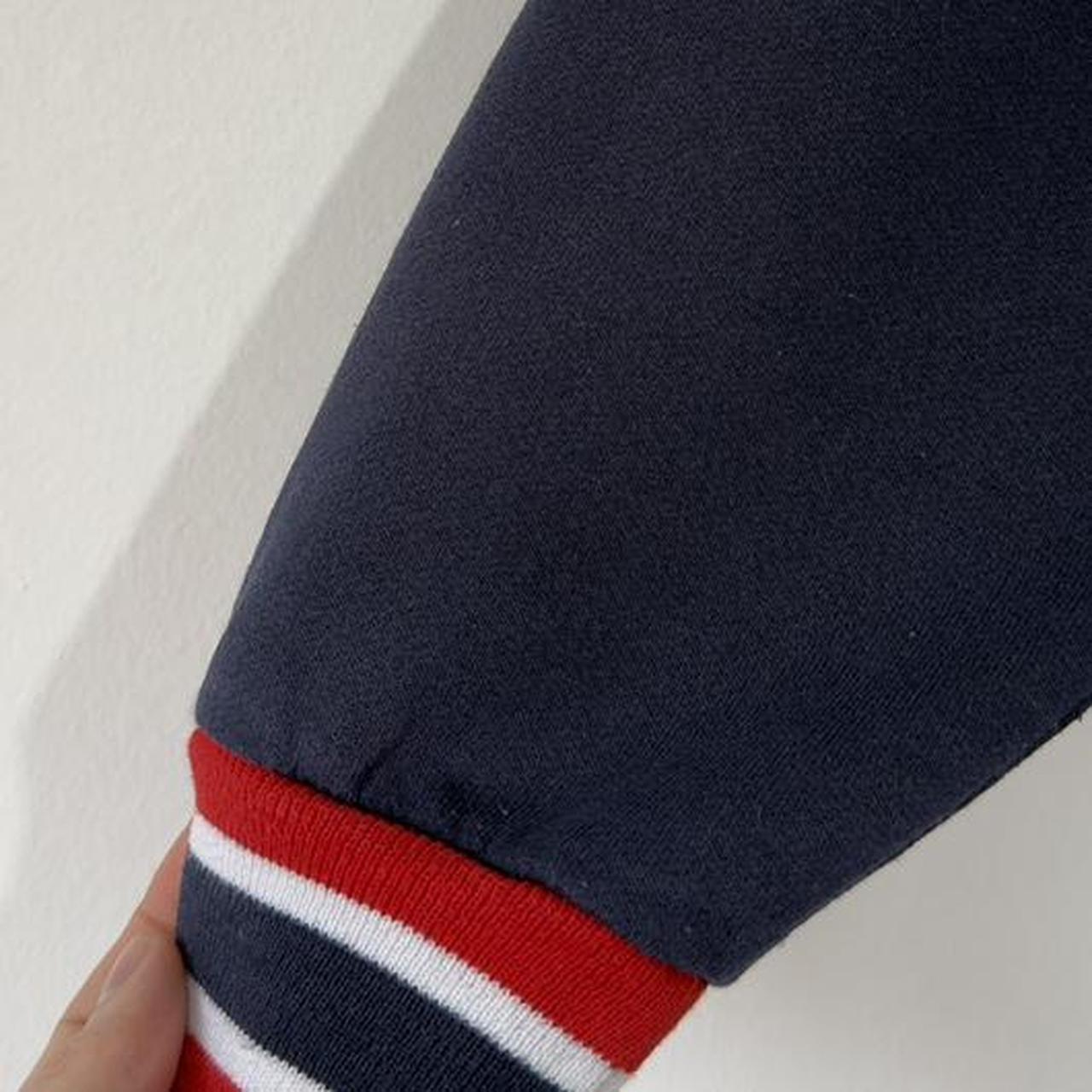 Vintage Mickey Mouse Embroidered 90s Navy Sweatshirt (M)