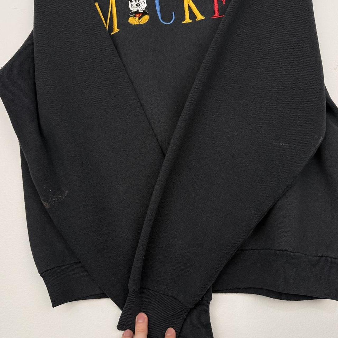 Vintage Mickey Embroidered Spell Out 90s Sweatshirt (M)