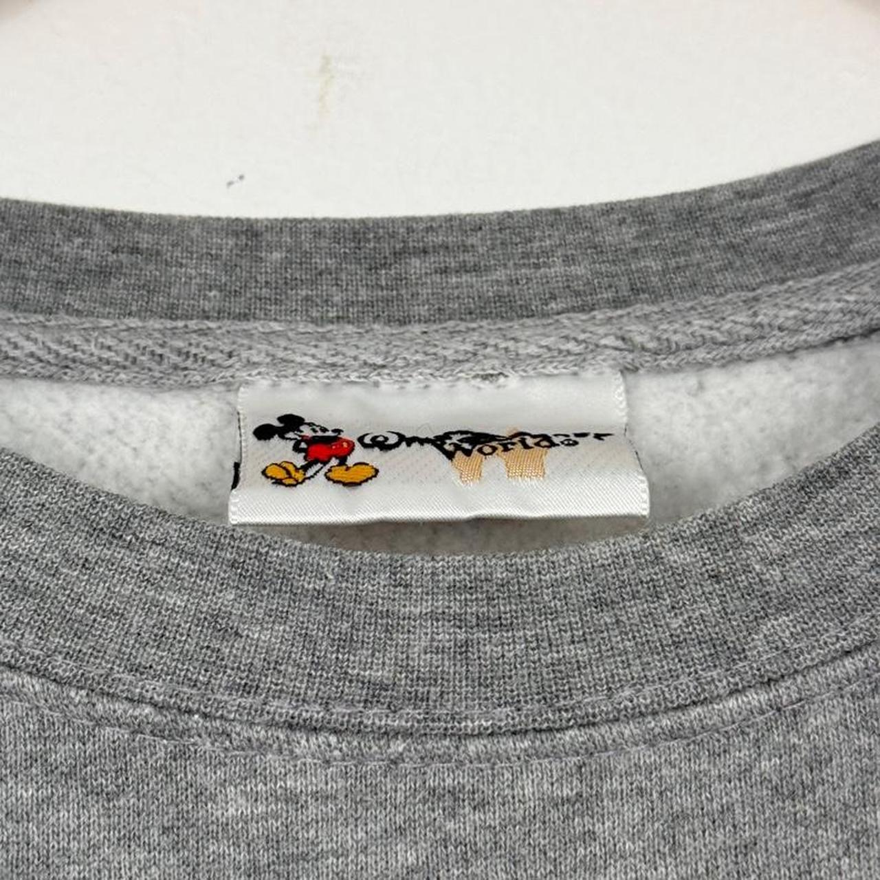 Vintage 00s Walt Disney World Spell Out Embroidered Grey Sweatshirt (M)