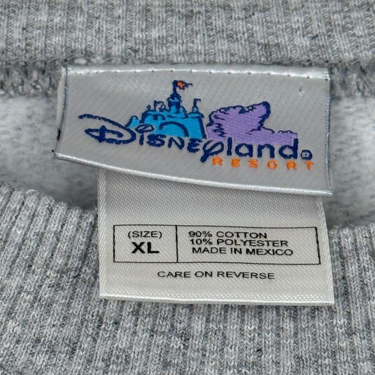 Vintage 2002 Disneyland Happy New Year Grey Sweatshirt (XL)