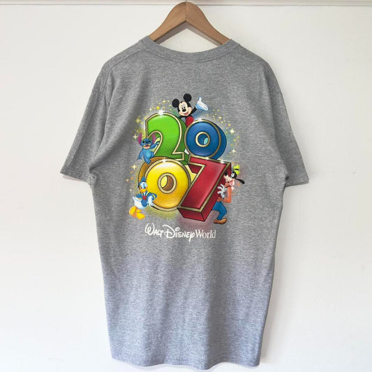 Walt Disney World 2007 T Shirt (L)