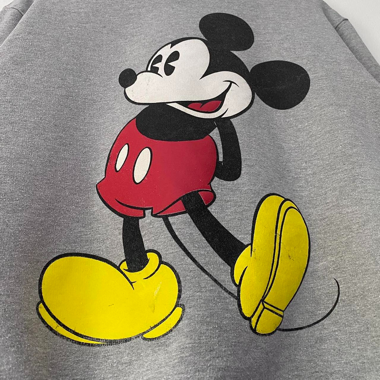 Mickey Mouse Classic 00s Sweatshirt (Boxy L)