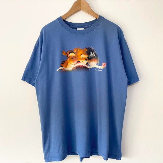 Pooh and Friends Share the Magic 00s T Shirt (XL)