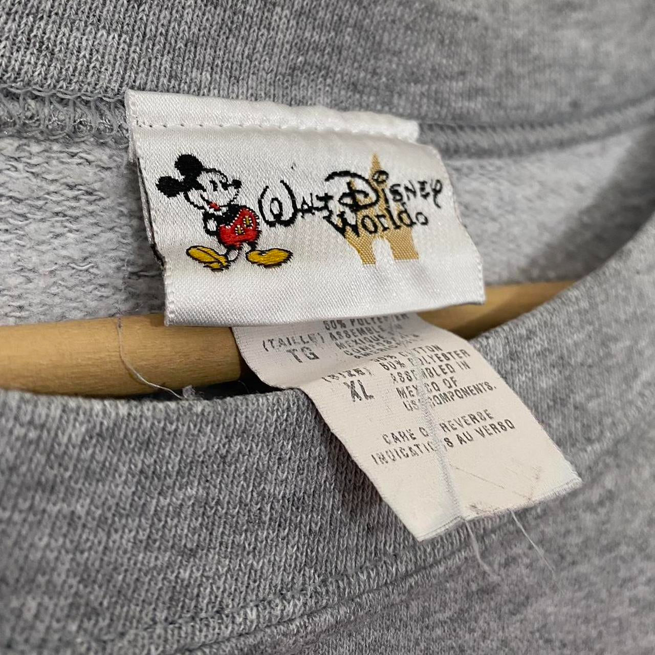 Walt Disney World Pooh & Friends 2005 Sweatshirt (XL)