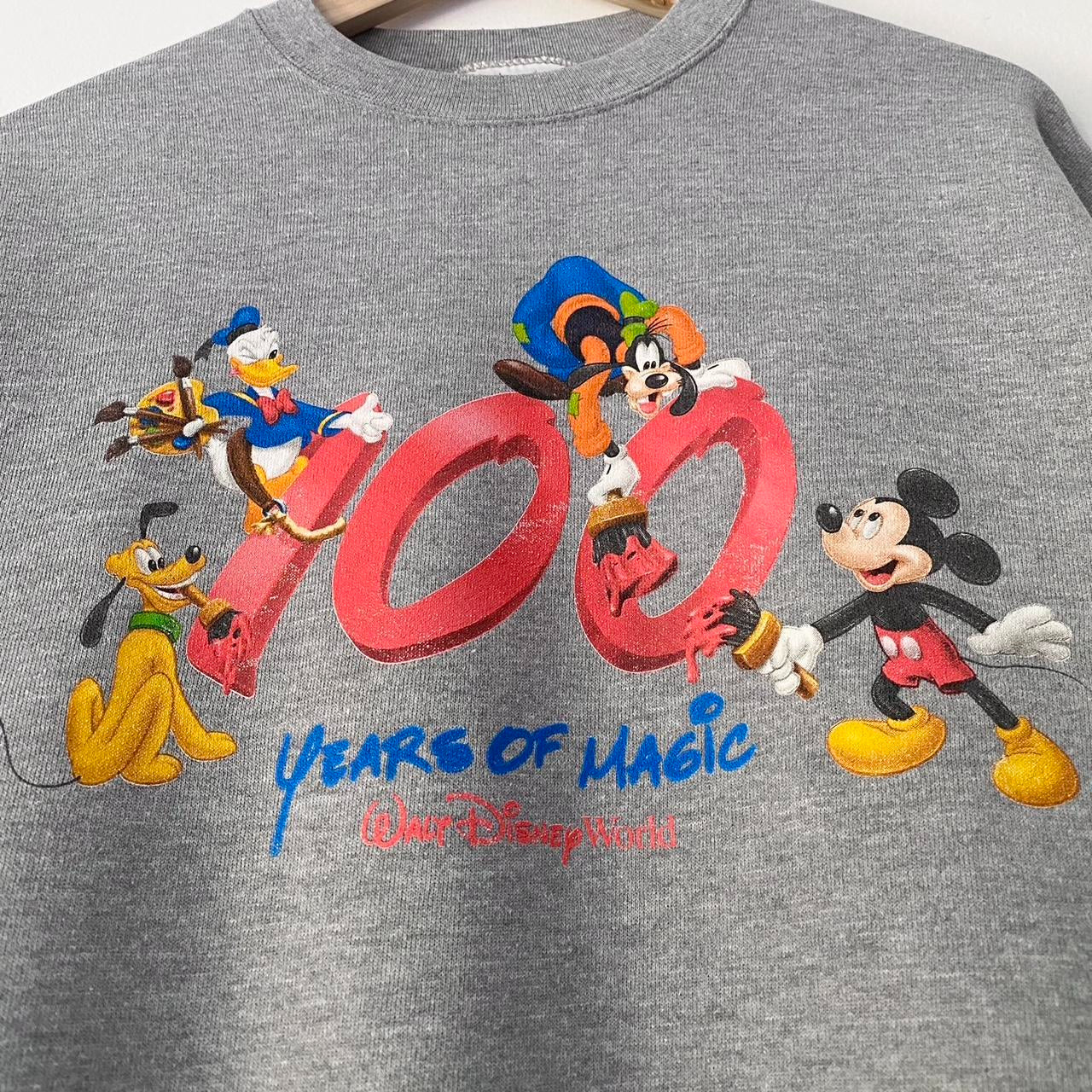 Vintage Walt Disney World 100 Years of Magic Sweatshirt (S)