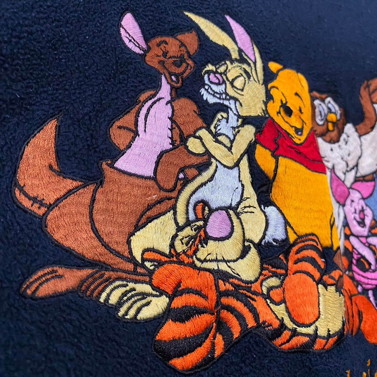 Vintage Pooh & Friends Embroidered Fleece Sweatshirt (L)