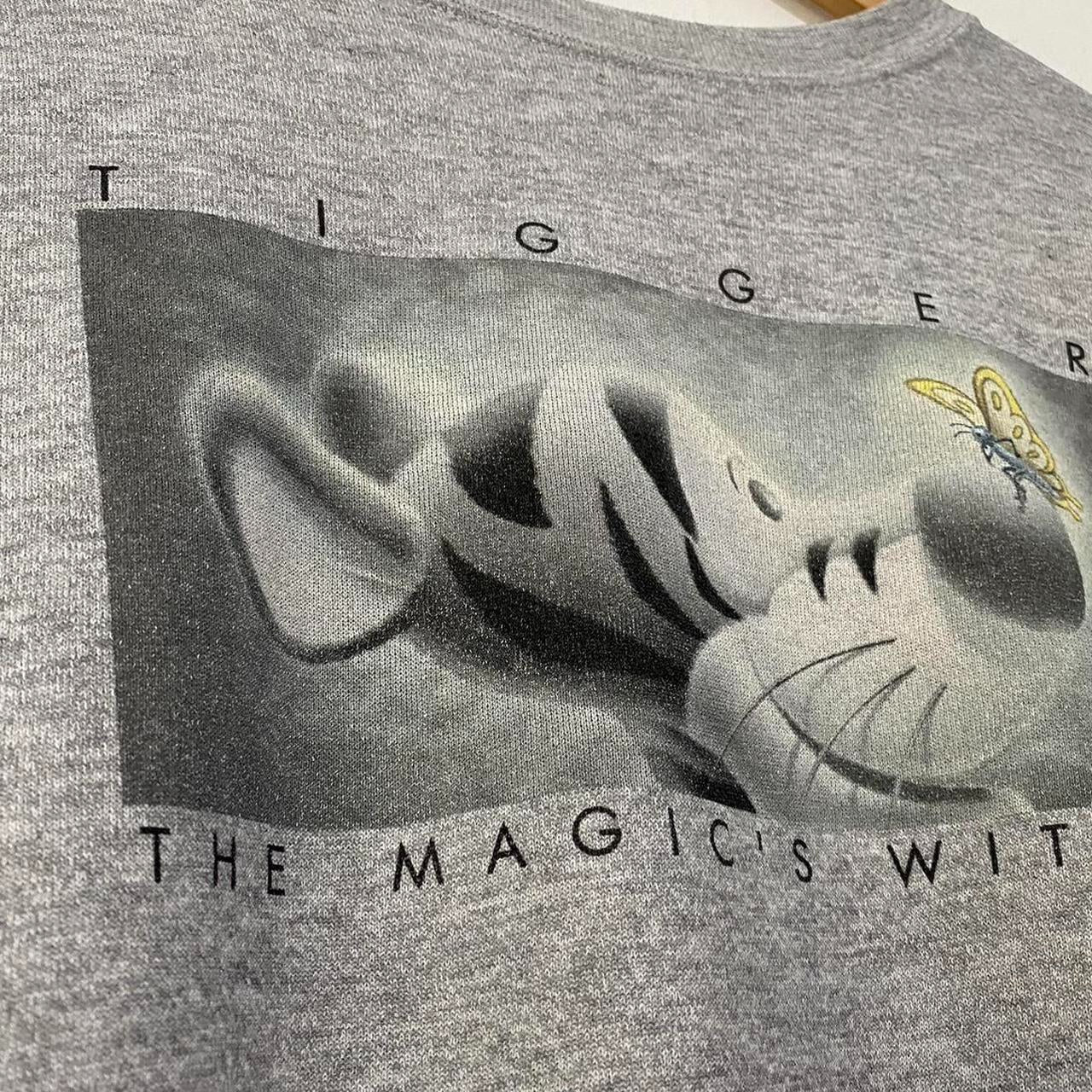 Vintage Tigger The Magic's Within Sweatshirt (XL)