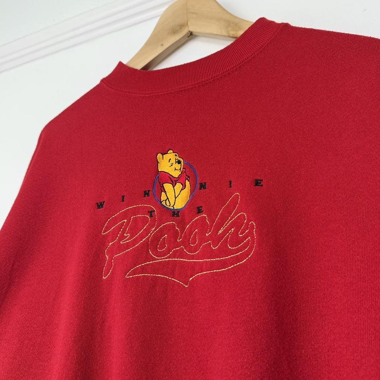 Vintage 90s Winnie the Pooh Embroidered Red Sweatshirt (L)