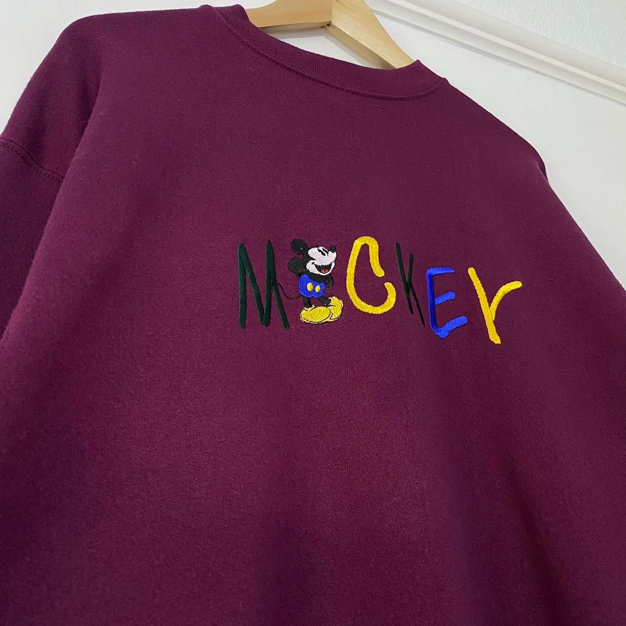 Vintage Mickey & Co Embroidered 90s Sweatshirt (M)