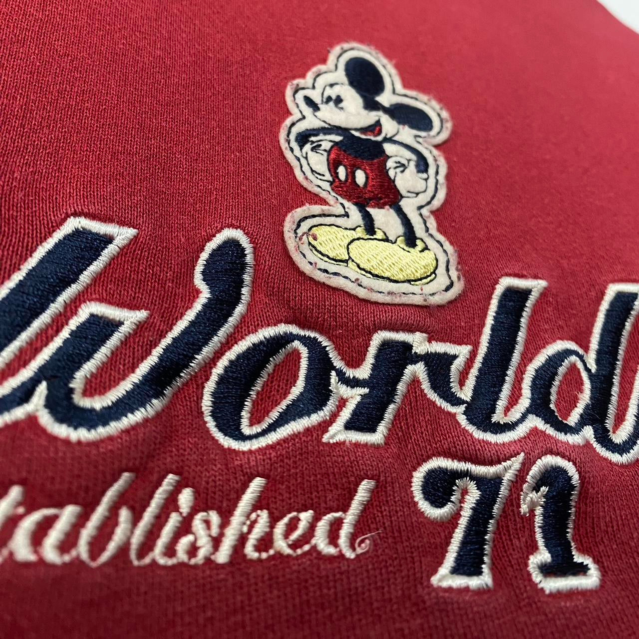 Vintage Walt Disney World Embroidered 00s Hoodie (M)