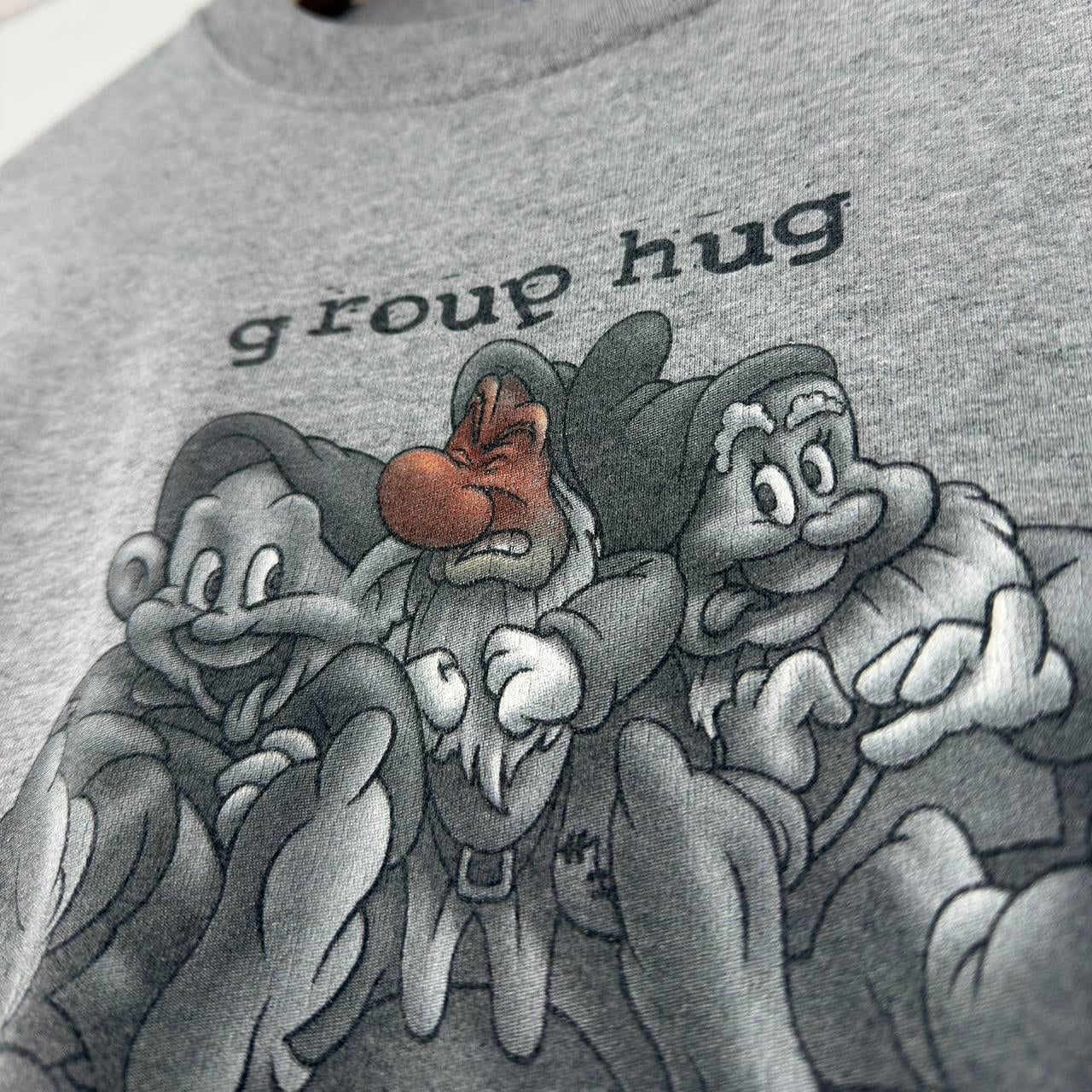 Vintage Disneyland Group Hug Seven Dwarfs 00s T Shirt (M)