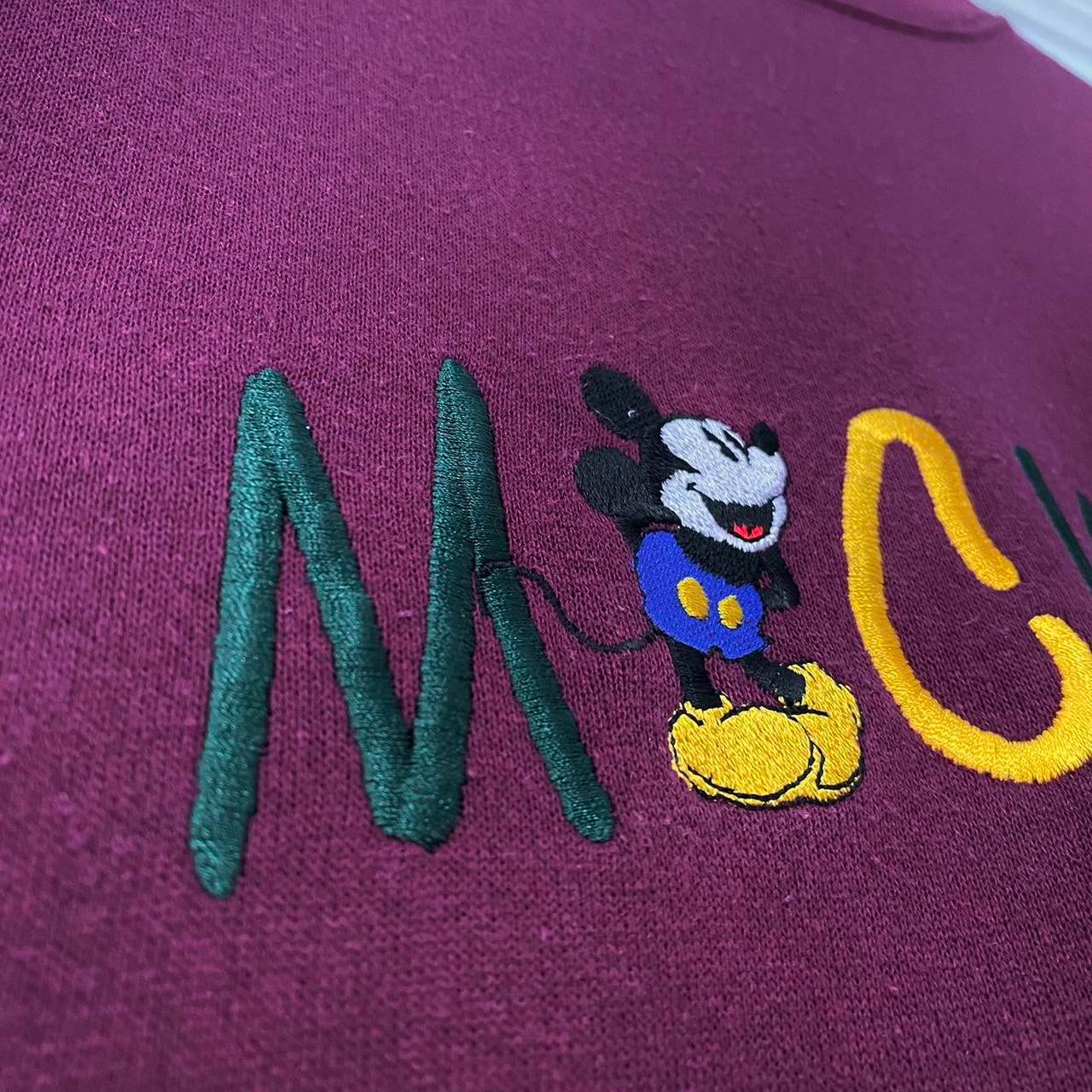 Vintage Mickey & Co Embroidered 90s Sweatshirt (M)