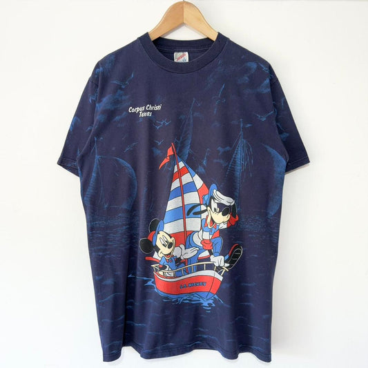 Vintage Mickey and Goofy Sailing 90s T Shirt (L)