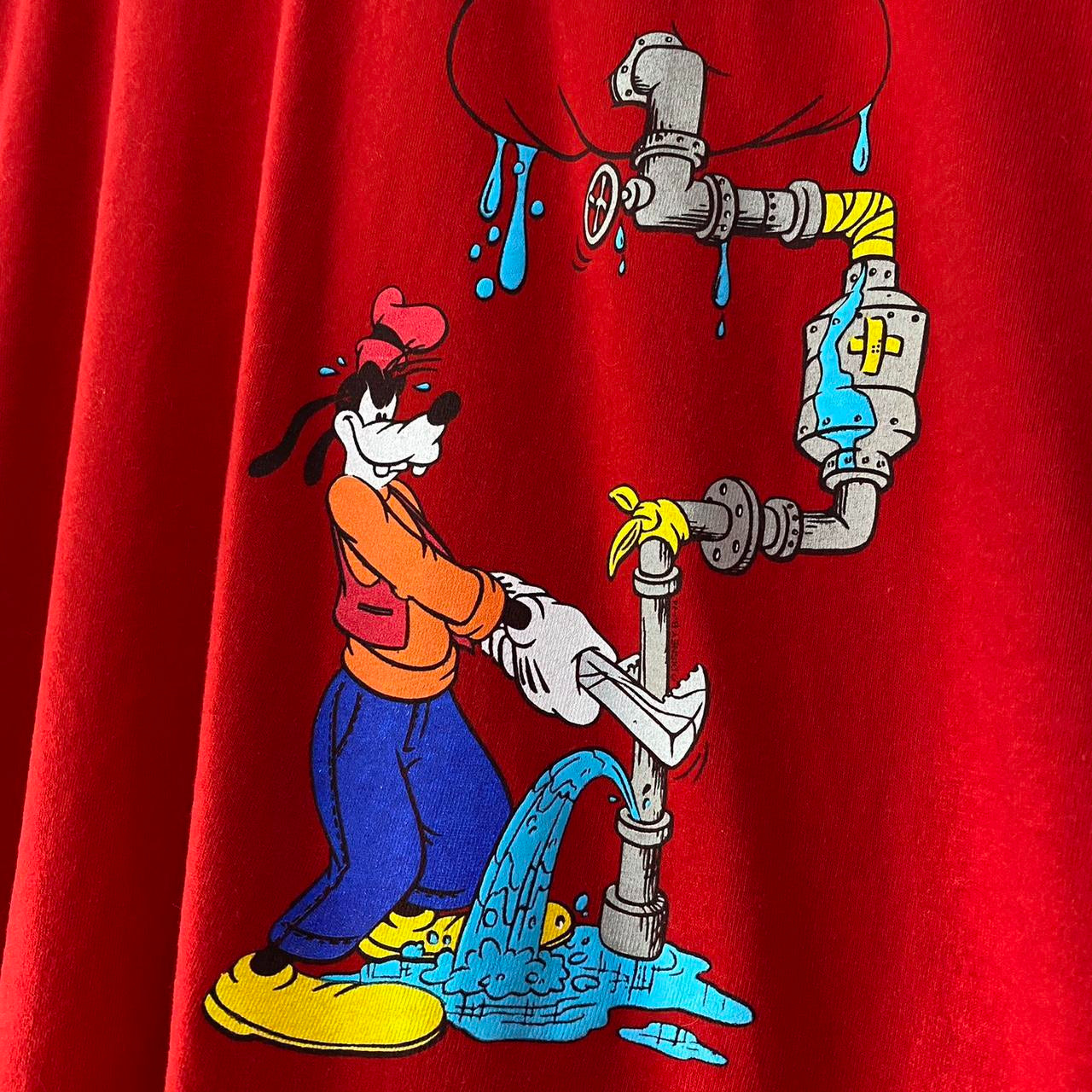 Vintage Mickey & Goofy Water Pipe 90s T Shirt (XL/XXL)