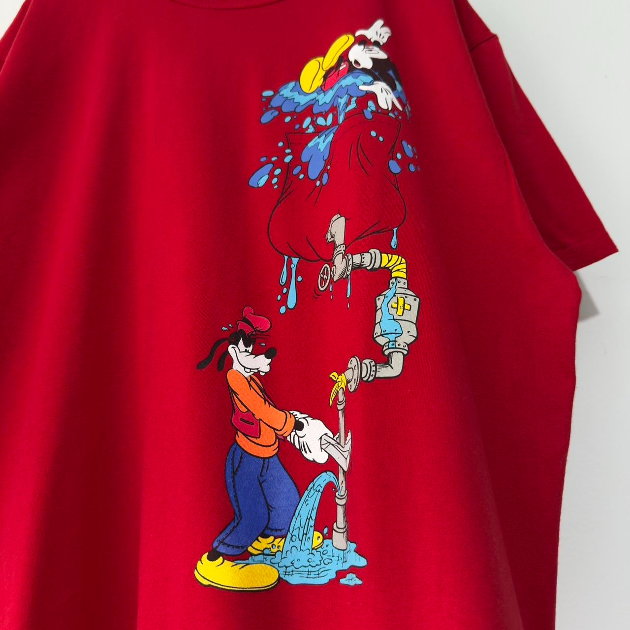 Vintage Mickey & Goofy Water Pipe 90s T Shirt (XL/XXL)