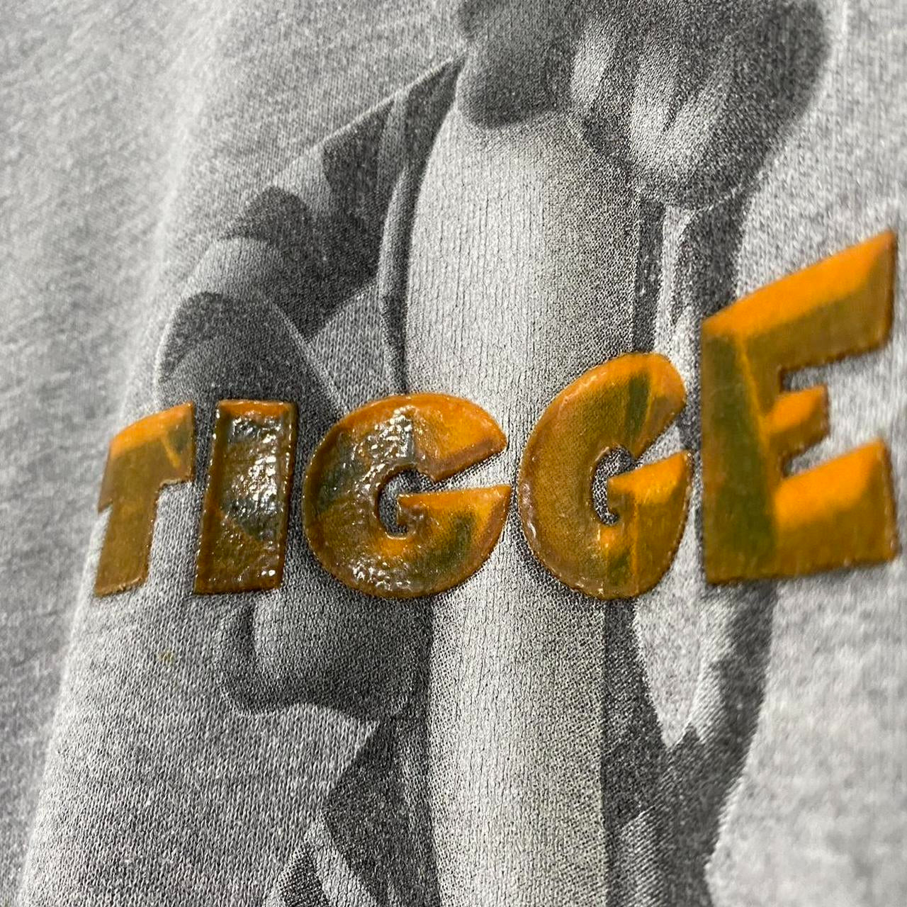 Vintage Tigger Disney Store Sweatshirt (M)