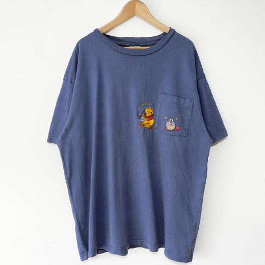 Vintage Winnie the Pooh Bees 00s Pocket T Shirt (XXL)