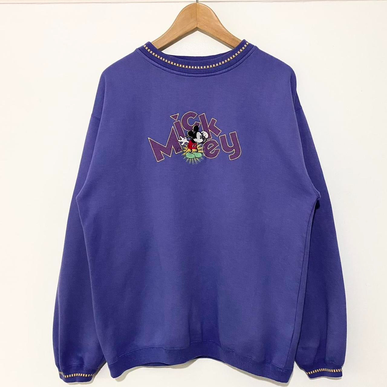 Vintage Mickey Embroidered 90s Sweatshirt (M)