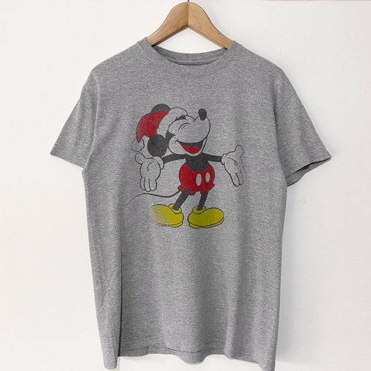 Mickey Mouse Santa Hat T Shirt (M)