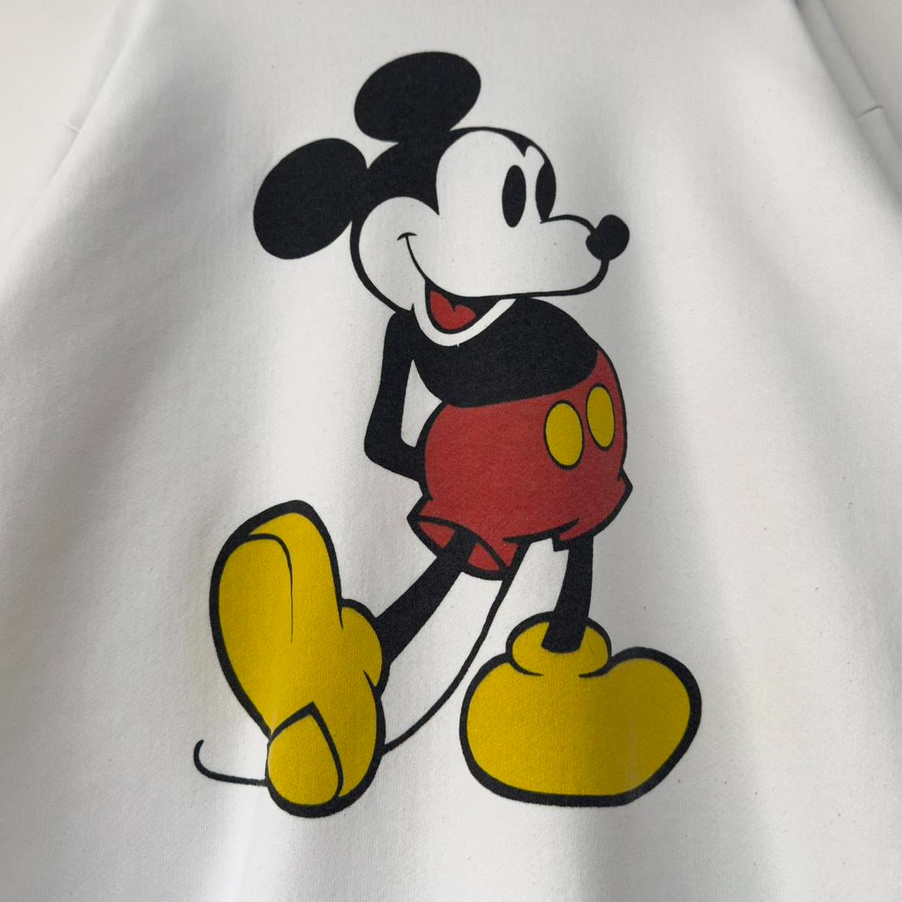 Vintage Mickey Mouse Classic 90s Sweatshirt (Tall M)