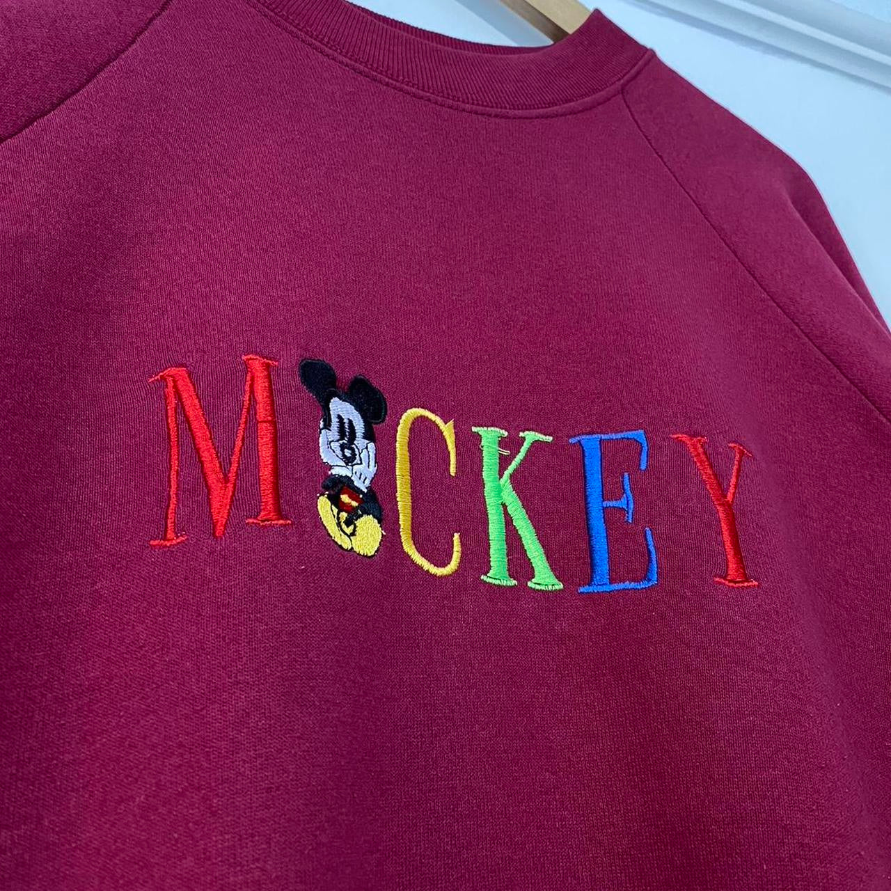 Vintage Mickey Embroidered 90s Sweatshirt (L)