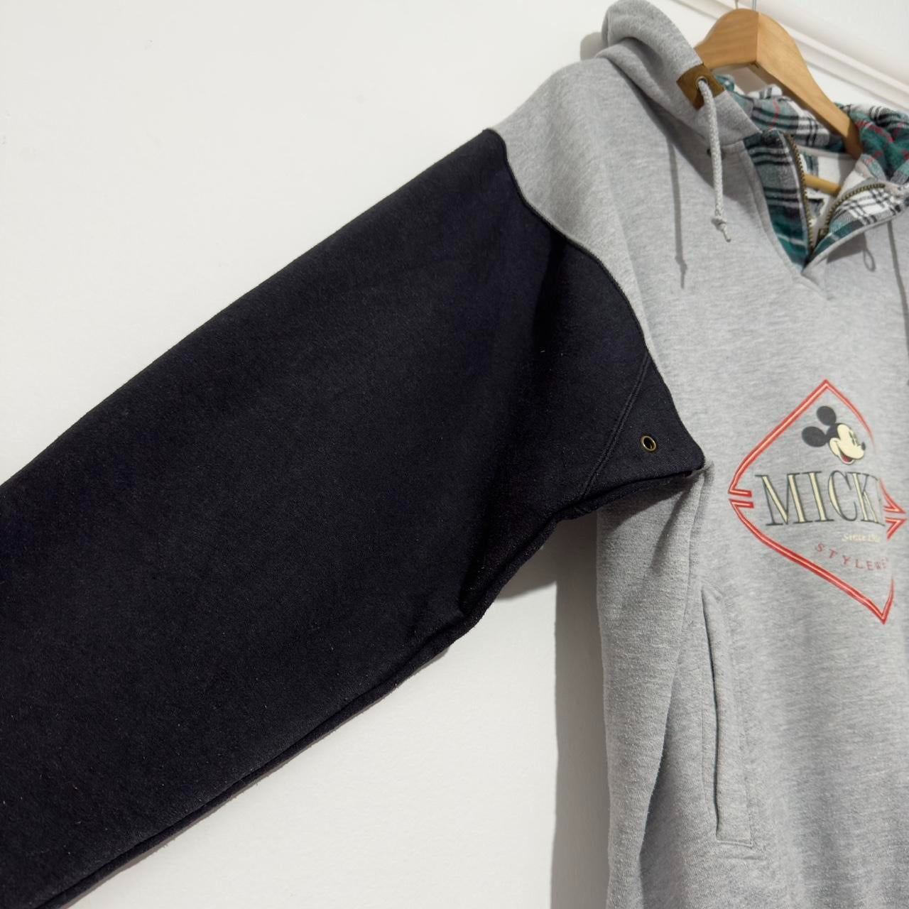Vintage Mickey & Co 90s Hoodie (L)