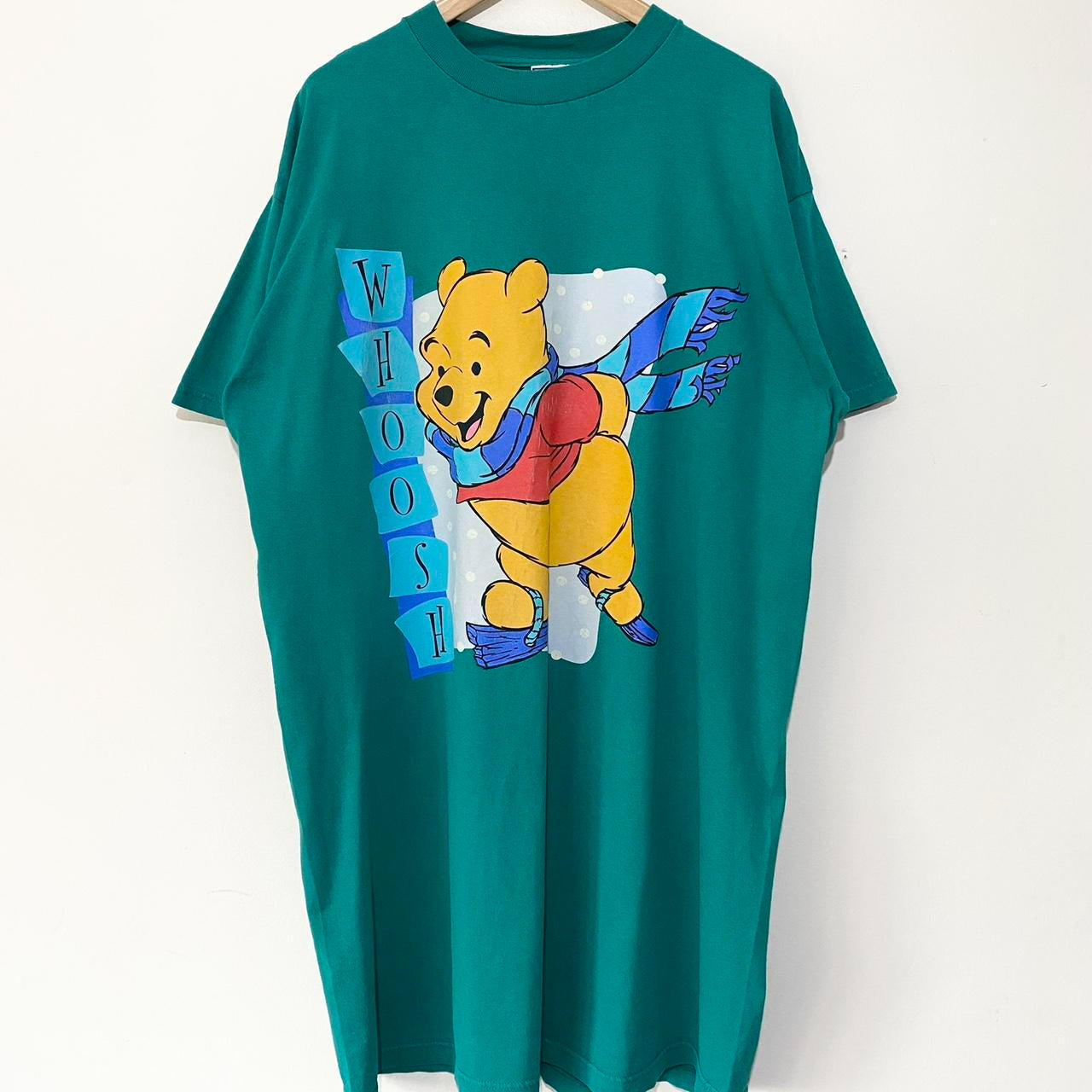 Vintage Winnie the Pooh Ice Skating 90s T Shirt (XL/XXL)