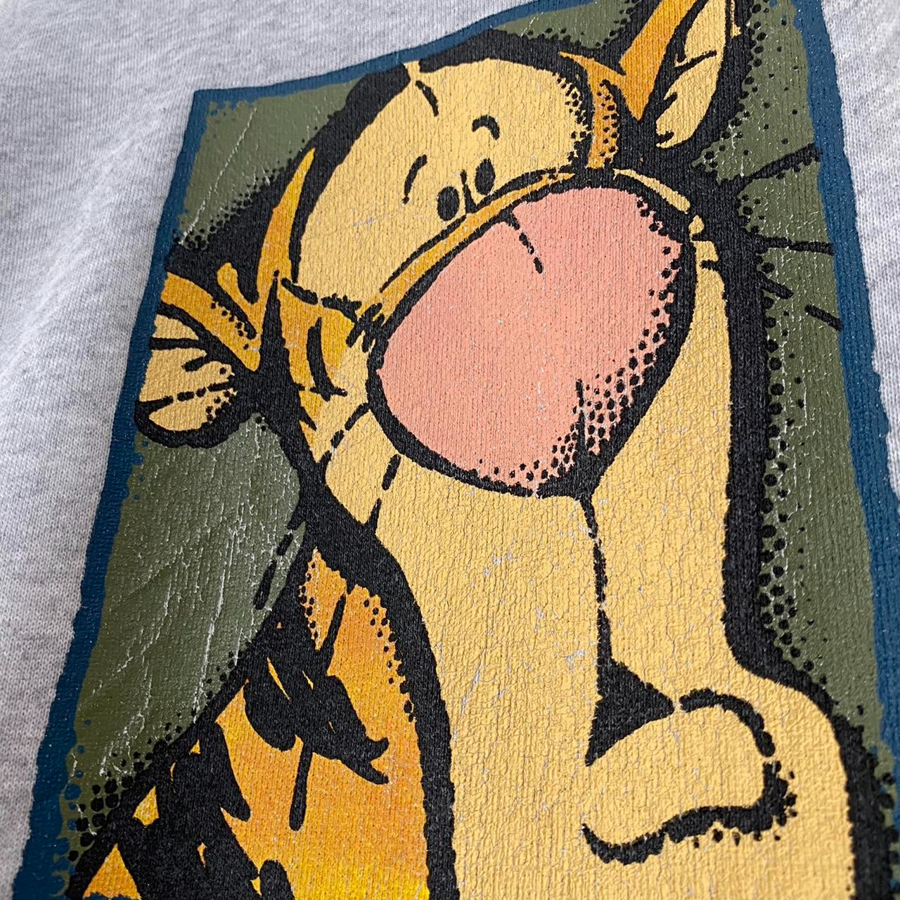 Vintage Tigger Disney Store 90s Sweatshirt (XL)