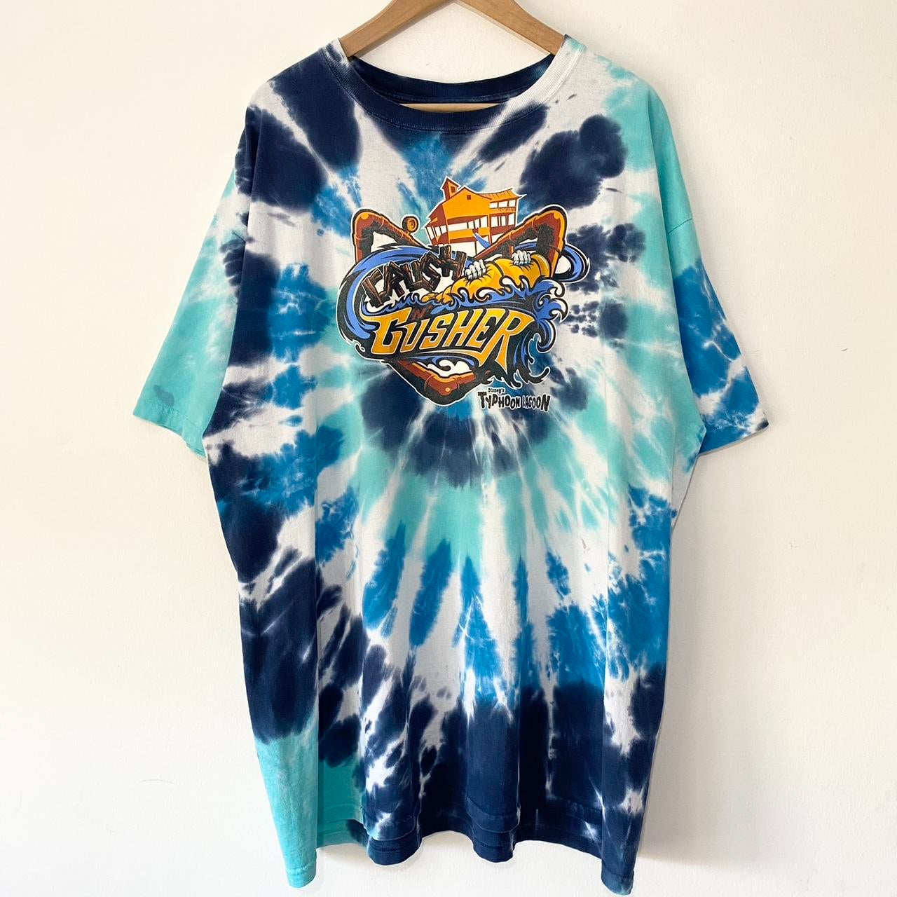 Disney's Typhoon Lagoon Crush 'N' Gusher Tie Dye T Shirt (XXL)