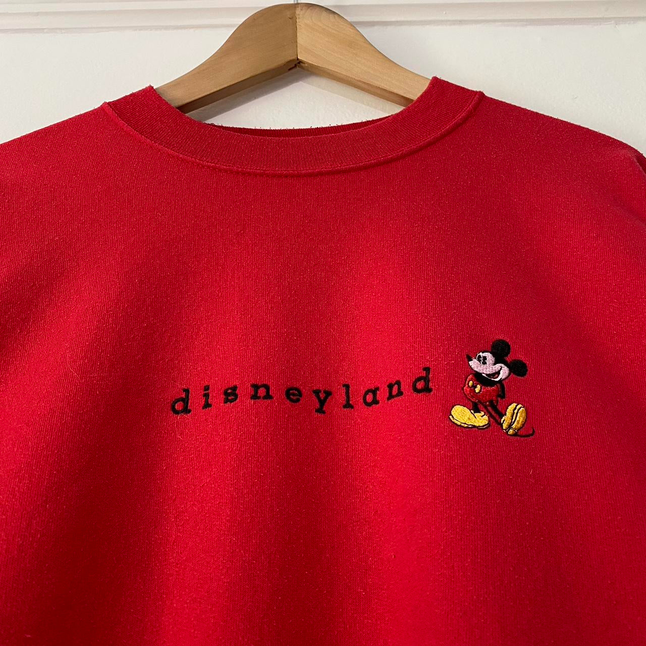 Vintage Disneyland Minimalist Embroidered Sweatshirt (L)