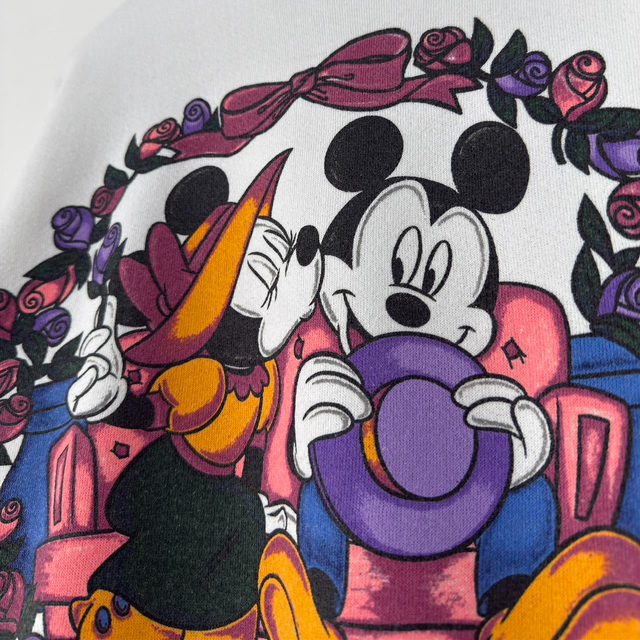 Vintage Minnie & Mickey Roses 90s Sweatshirt (M)