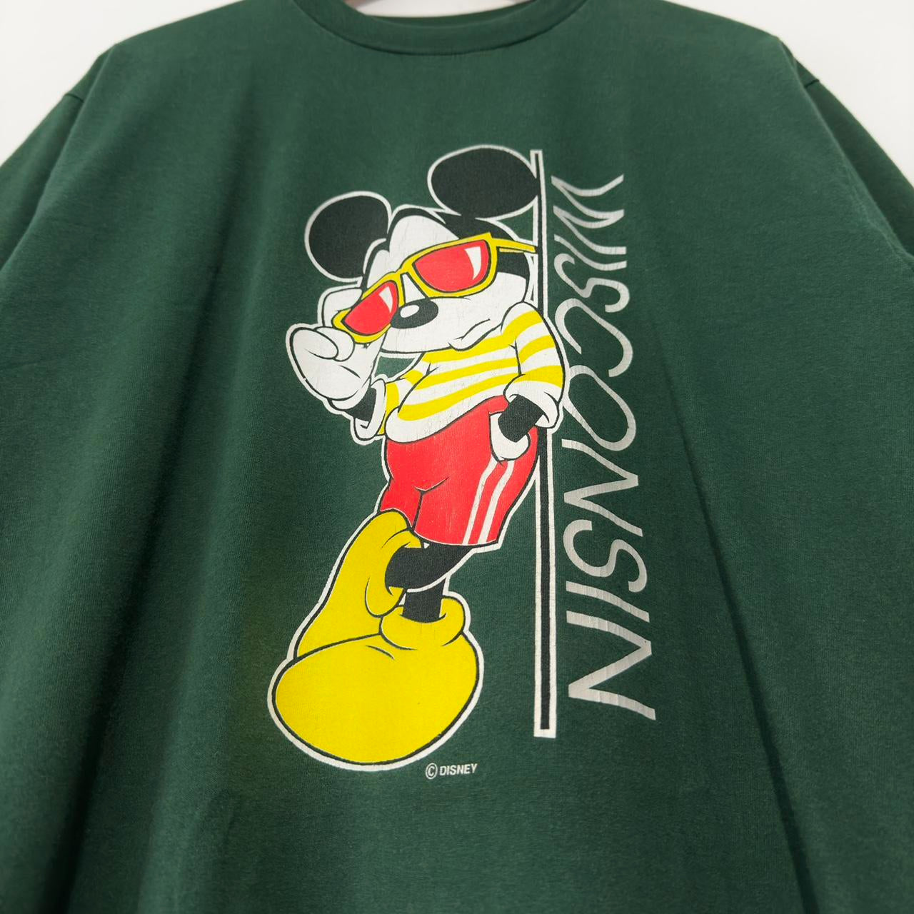 Vintage Mickey Mouse Wisconsin 90s T Shirt (M/L)