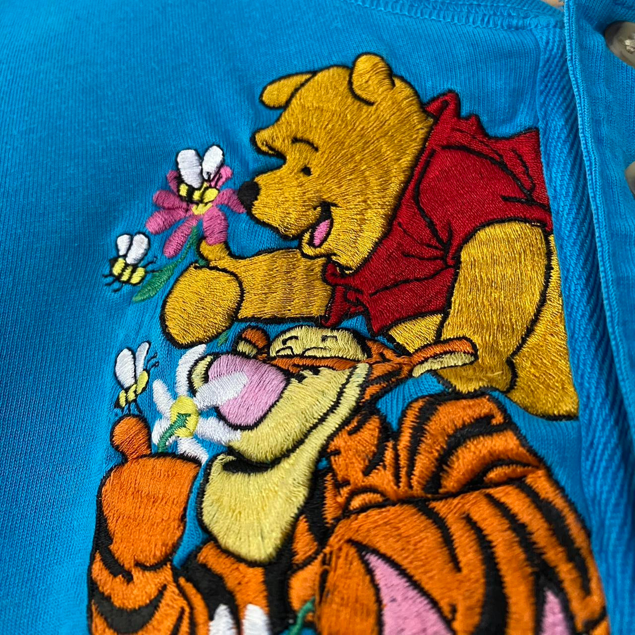 Vintage Pooh & Friends Flowers Henley 90s T Shirt (M)