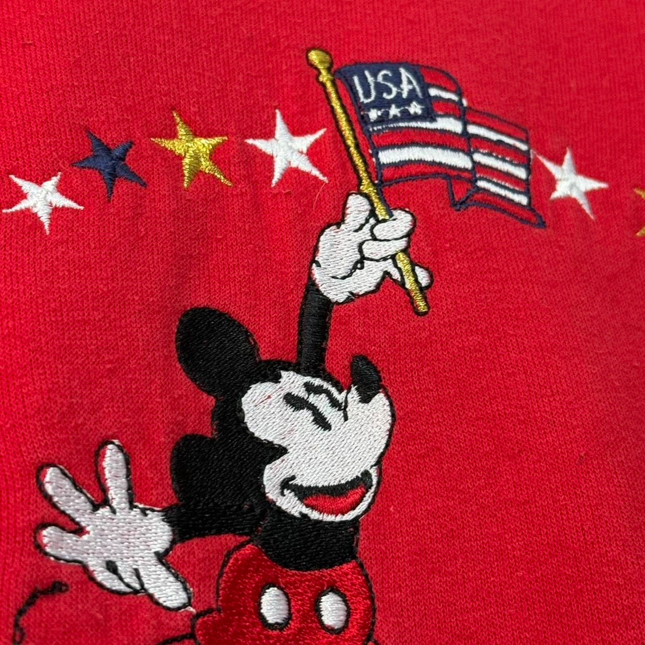 Mickey Mouse USA Embroidered 00s Sweatshirt (XL)