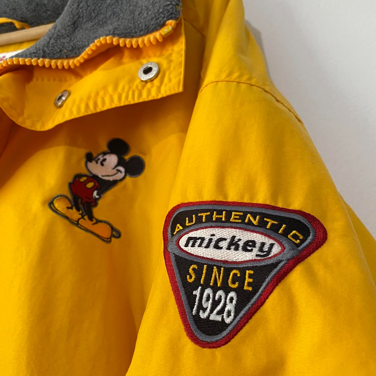 Vintage Mickey Disney 00s Jacket (XXL)