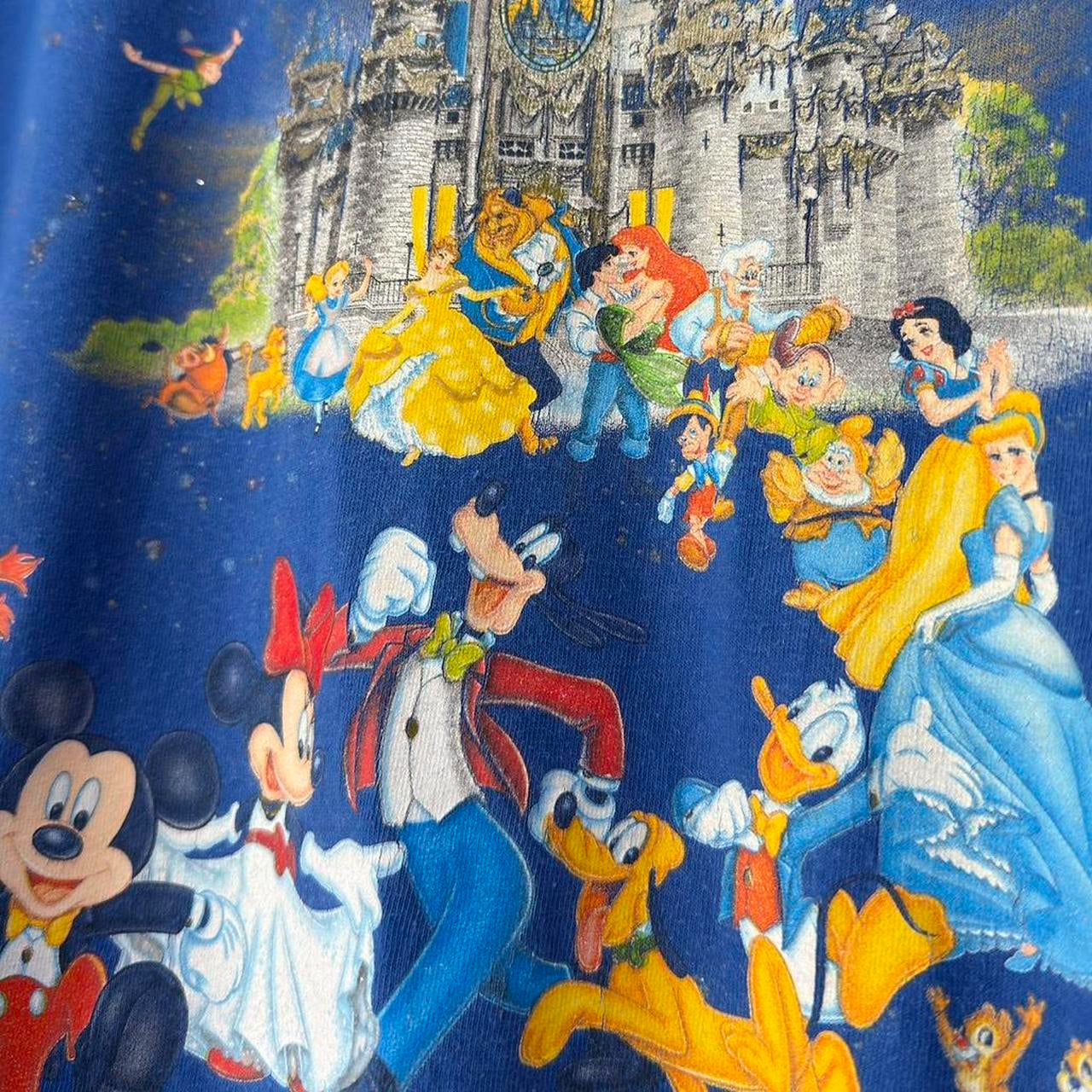 Vintage Walt Disney World Happiest Celebration on Earth 2005 T Shirt (XL)