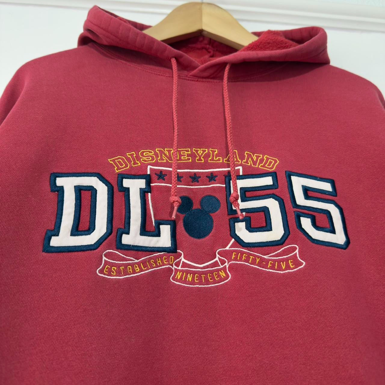Vintage Disneyland Embroidered 00s Hoodie (M)