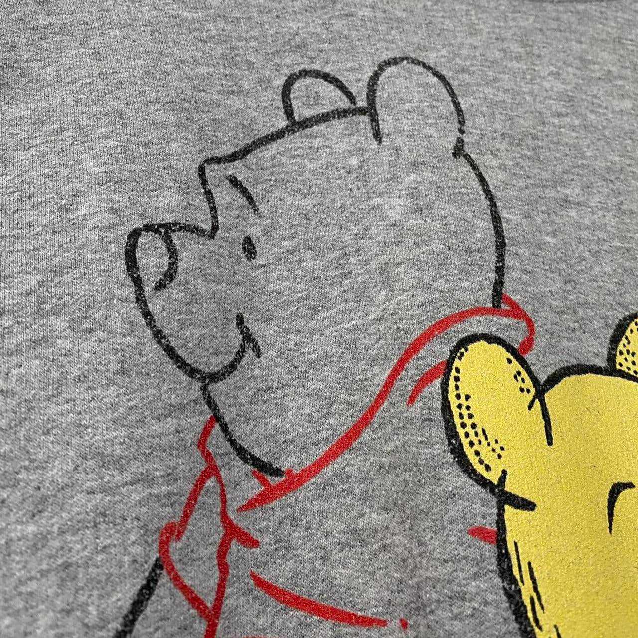 Winnie the Pooh Colour and Outline Sweatshirt (L/XL)